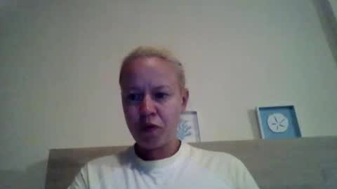 Snapshot of naughtyjennyblondeuk chatting on 04.18.26 naughtyjennyblondeuk online show from 04.18.26