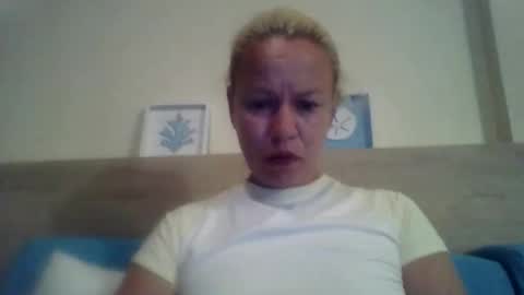 Snapshot of naughtyjennyblondeuk chatting on 04.30.26 naughtyjennyblondeuk online show from 04.30.26