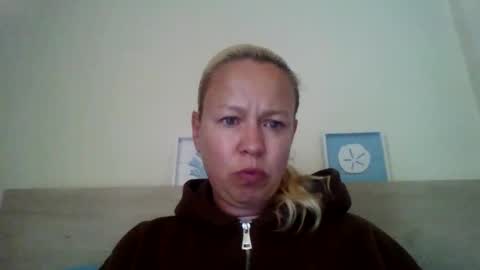Snapshot of naughtyjennyblondeuk chatting on 05.05.26 naughtyjennyblondeuk online show from 05.05.26