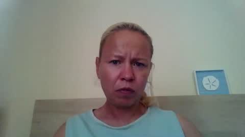 Snapshot of naughtyjennyblondeuk chatting on 05.13.26 naughtyjennyblondeuk online show from 05.13.26