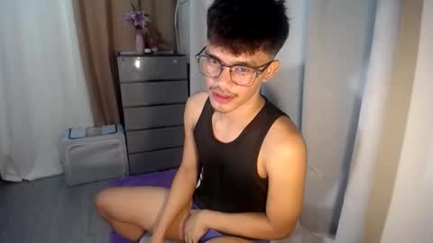 Snapshot of naughtyjosh_ chatting on 05.23.26 Josh online show from 05.23.26