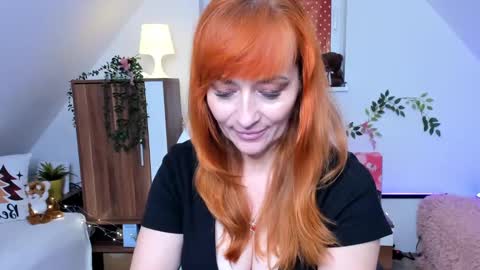 Milana - on air every day except Wednesday from 9 pm to 4 am European time online show from 02.05.25