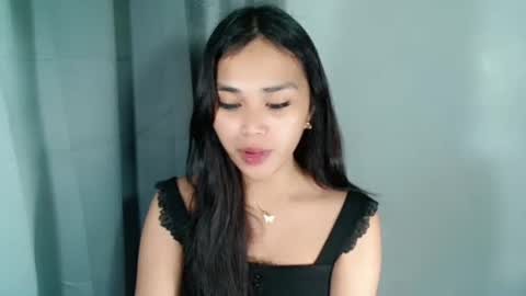 Snapshot of naughtymuse_ chatting on 06.15.26 ELISE online show from 06.15.26