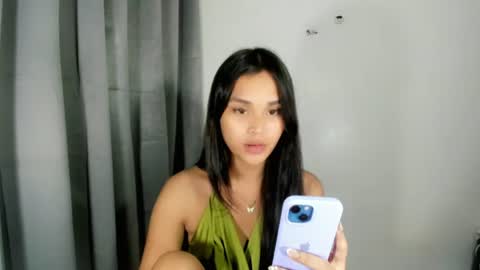 Snapshot of naughtymuse_ chatting on 06.26.26 ELISE online show from 06.26.26