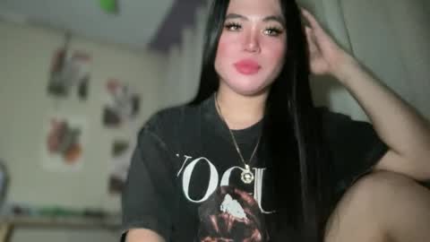 Snapshot of naughtyrosecum chatting on 12.06.24 Rose Wilson online show from 12.06.24