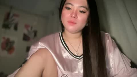 Snapshot of naughtyrosecum chatting on 12.24.24 Rose Wilson online show from 12.24.24