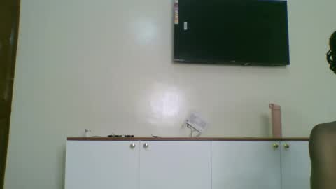 Snapshot of naughtyruby12 chatting on 09.28.25 shyreen online show from 09.28.25