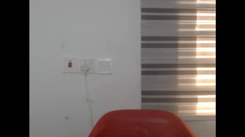 naughtyxpussyx online show from 10.16.25