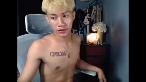 Loy online show from 12.18.25