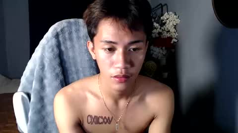 Snapshot of naugthyboyloy chatting on 03.12.26 Loy online show from 03.12.26