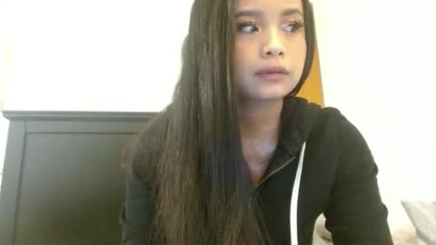 Mimi is dope    online show from 02.02.26