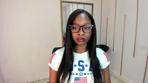 Nayaris 3 online show from 09.13.25