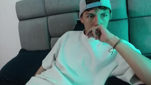 Im Nayton online show from 02.23.26