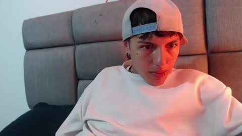 Im Nayton online show from 02.25.26