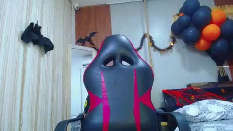 NAZPER online show from 11.04.25