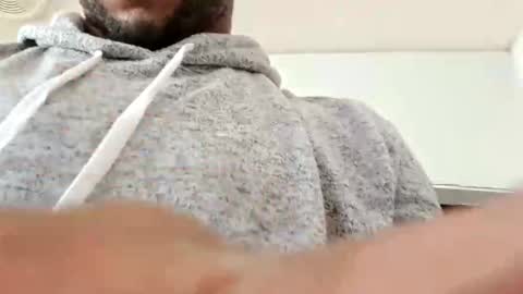 Snapshot of nbabbc chatting on 11.04.25 nbabbc online show from 11.04.25