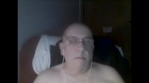 Snapshot of needlesslove chatting on 12.26.24 Tom online show from 12.26.24