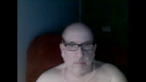 Snapshot of needlesslove chatting on 01.12.26 Tom online show from 01.12.26
