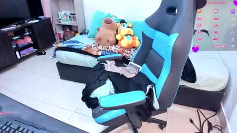 Geek Nicole    im Neeko UwU online show from 09.09.25