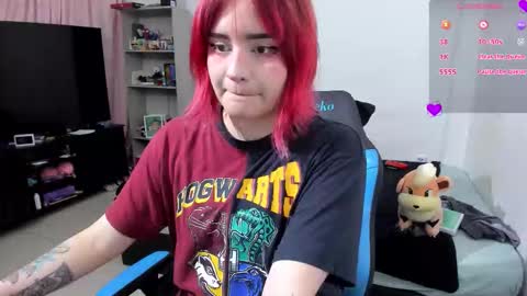 Geek Nicole    im Neeko UwU online show from 09.21.25