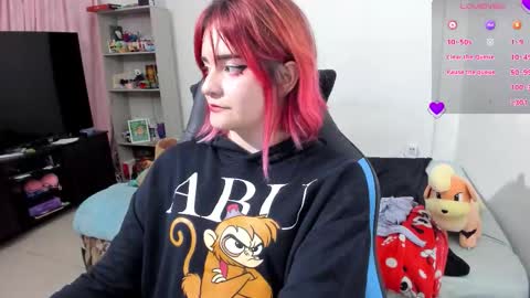 Geek Nicole    im Neeko UwU online show from 10.06.25