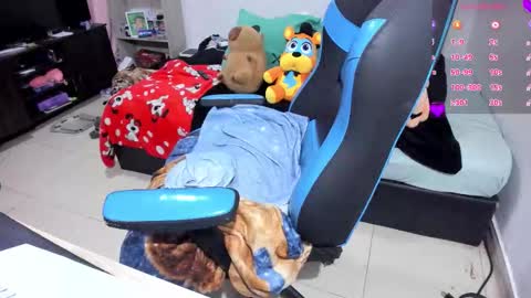 Geek Nicole    im Neeko UwU online show from 10.24.25