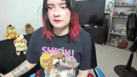 Geek Nicole    im Neeko UwU online show from 02.04.26