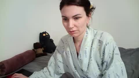 nefertiti_queen online show from 03.23.26