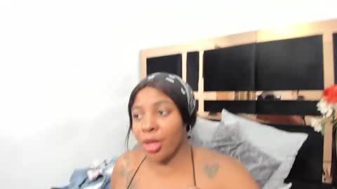 nefferetcharlotte online show from 12.19.25