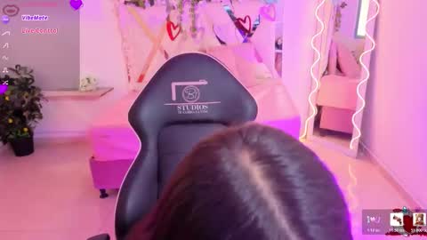 Snapshot of neftis_tay chatting on 02.05.26 NEFTIS online show from 02.05.26