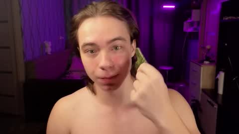 Snapshot of neganxxl chatting on 11.22.25 Negan online show from 11.22.25