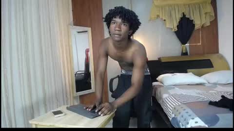 Snapshot of negga_cum chatting on 02.05.26 NEGGA online show from 02.05.26