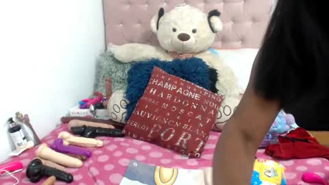 negrabig 38 online show from 10.15.25