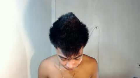 neil_asian69 online show from 11.12.25