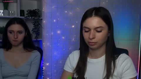 Snapshot of nekky_mouse chatting on 09.22.25 Meow online show from 09.22.25
