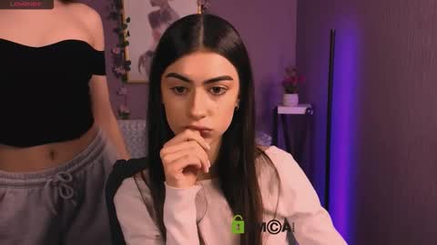 Meow online show from 12.22.25