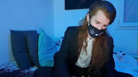 Snapshot of neko_nyaaa chatting on 01.25.25 Neko online show from 01.25.25