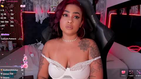 Snapshot of nekomisaki chatting on 02.06.25 Miah online show from 02.06.25