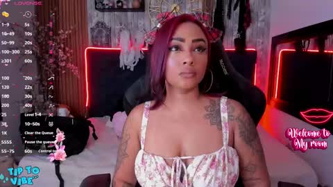 Snapshot of nekomisaki chatting on 02.09.25 Miah online show from 02.09.25