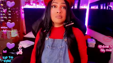 Snapshot of nekomisaki chatting on 09.19.25 Miah online show from 09.19.25