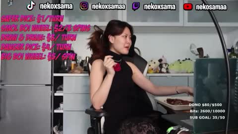 Snapshot of nekoxwaifu chatting on 04.30.26 nekoxwaifu online show from 04.30.26