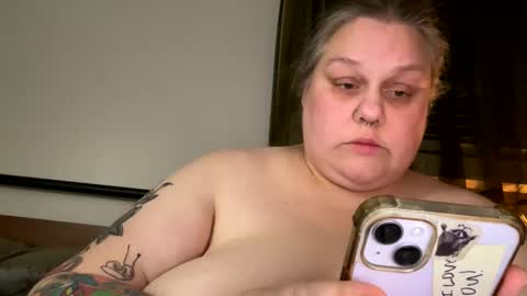 Nellie Atlas online show from 11.17.25