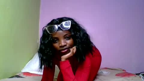 Snapshot of nelly_ebony5 chatting on 06.29.26 nelly_ebony5 online show from 06.29.26