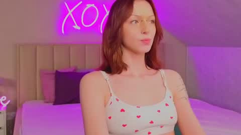 Snapshot of nelly_may chatting on 07.18.26 Nelly online show from 07.18.26