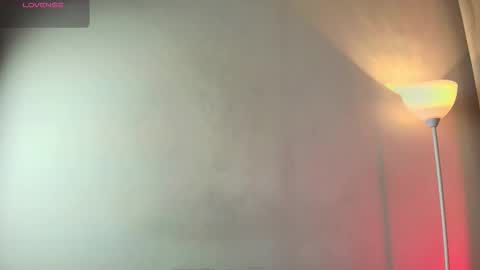 Snapshot of nelly_willd chatting on 02.06.26 nelly online show from 02.06.26