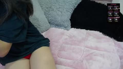 Snapshot of nenaa_stg chatting on 09.11.25 Sol Stg online show from 09.11.25