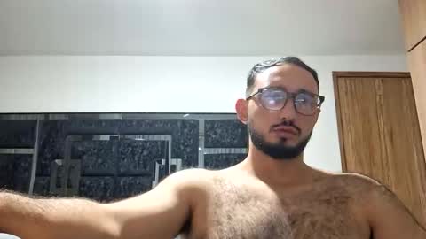 nene131523 online show from 10.13.25