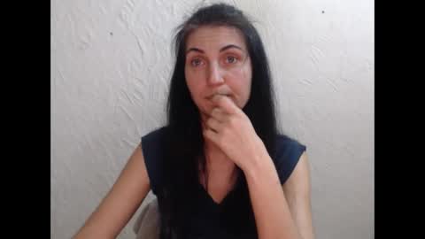 Nensy online show from 10.27.25