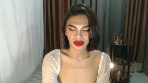 Snapshot of neomi_hardcock chatting on 02.24.26 neomi online show from 02.24.26