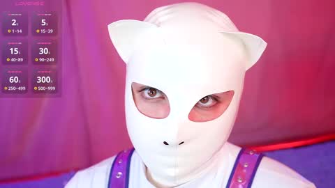 Snapshot of neonaesthetrix chatting on 02.13.25 Neon Aesthetrix online show from 02.13.25